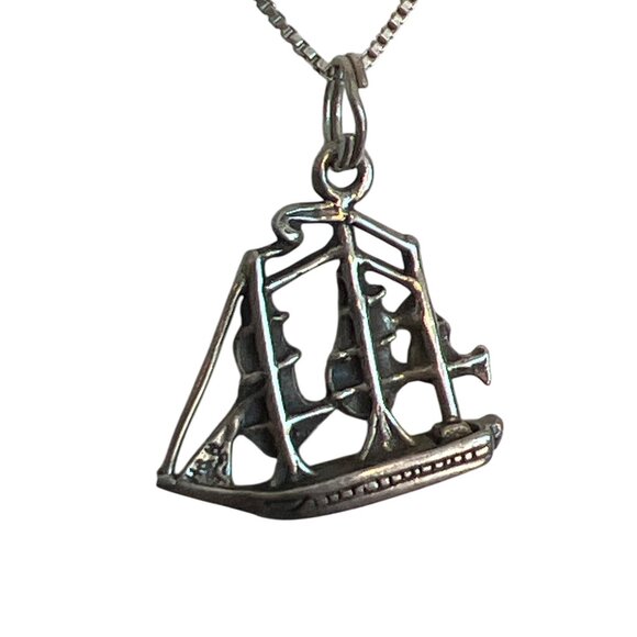 Vintage Sterling Silver Clipper Ship Pendant Necklace Box Chain 18" Estate 5.10g - Picture 2 of 6